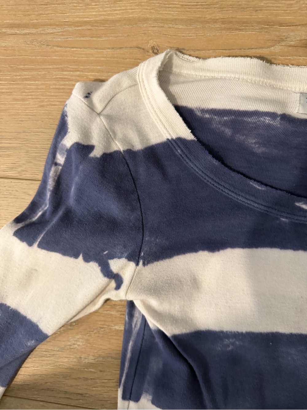 Michael Stars Navy and White Striped long sleeve top - Picture 4 of 8